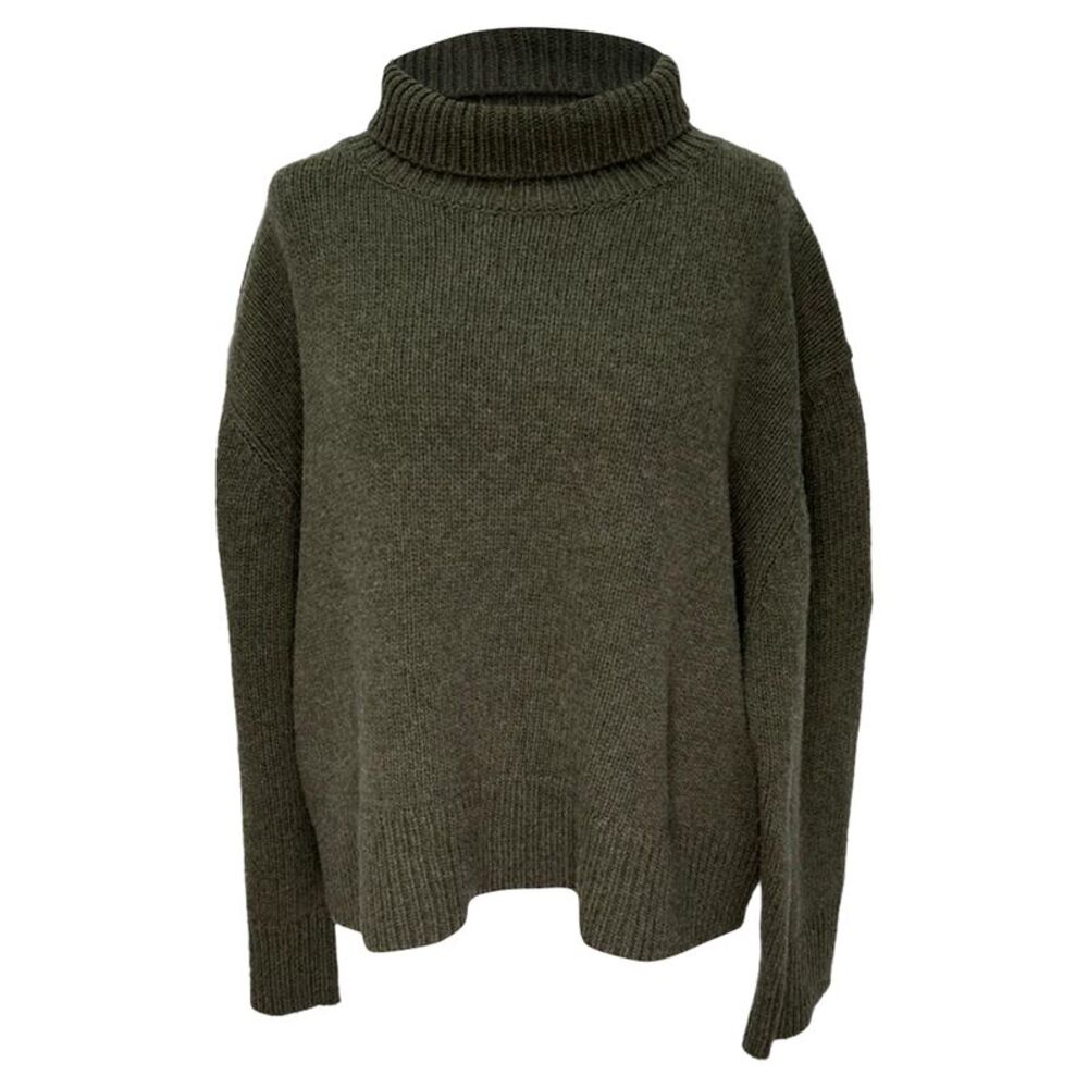 Nili Lotan Omaira Turtleneck Sweater in Olive Lambswool